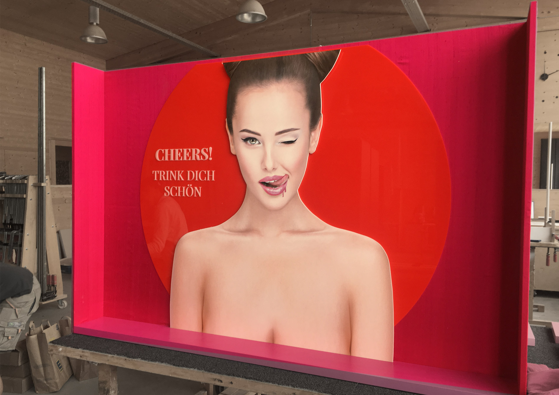 Regulatpro Beauty Window Design